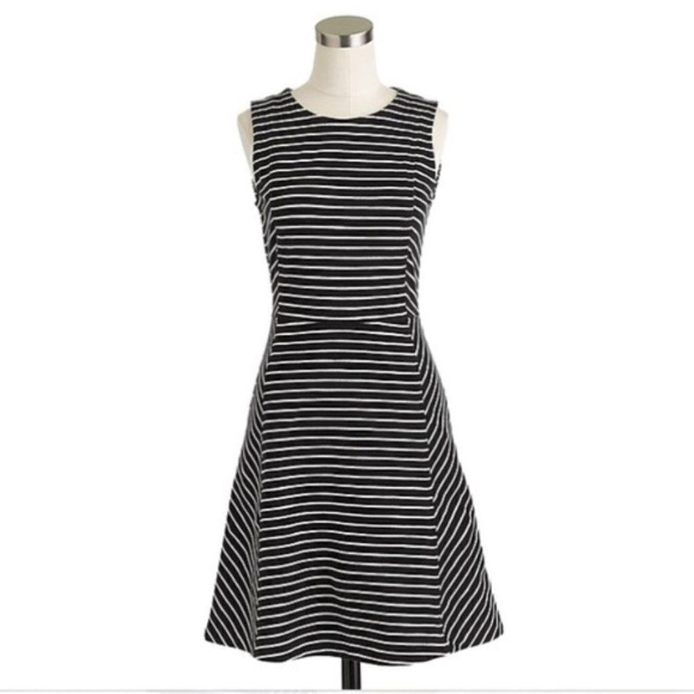 J Crew Paneled Stripe Fit & Flare Striped Mini Dress - size 00 in Black/White.